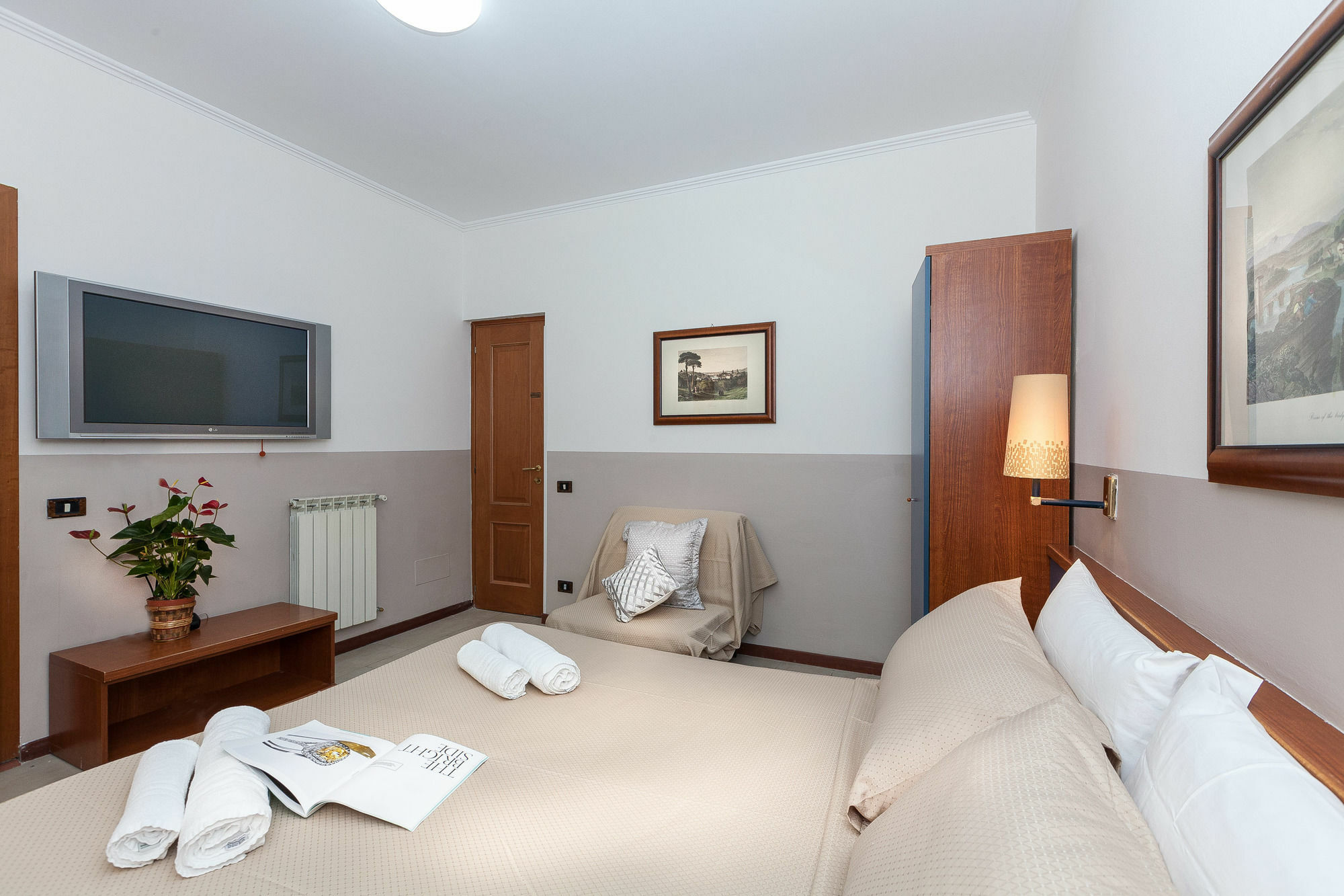 Ora Guest House โรม ภายนอก รูปภาพ