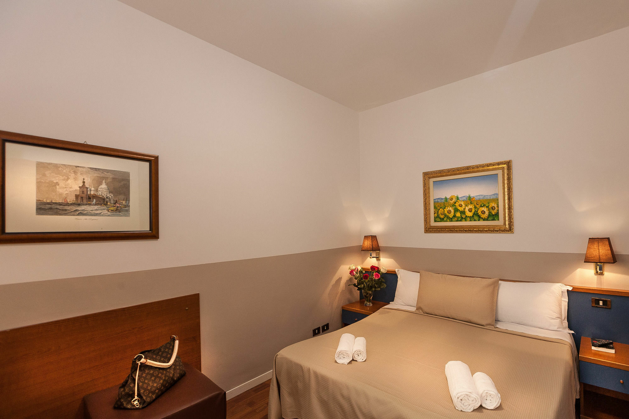Ora Guest House โรม ภายนอก รูปภาพ